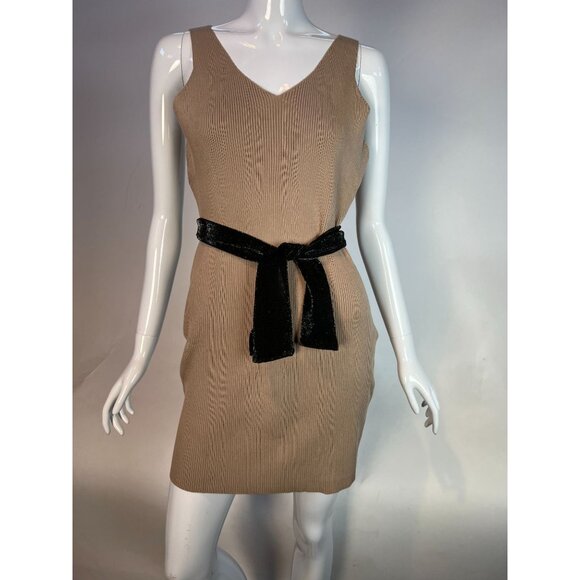 Elegant Black and Silver Shimmering Scarf - Picture 3 of 7